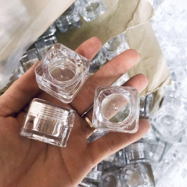 HỦ VUÔNG TRONG SUỐT 10GR