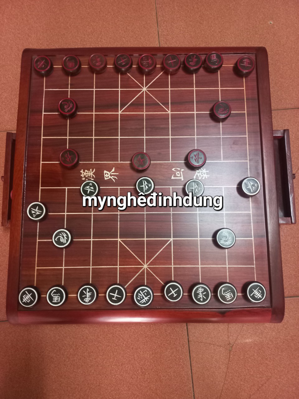 Combo bộ bàn cờ tướng ngăn kéo gỗ hương kt 50×56×8cm +quân gỗ trắc tiện gù kt 3.8×1.5cm