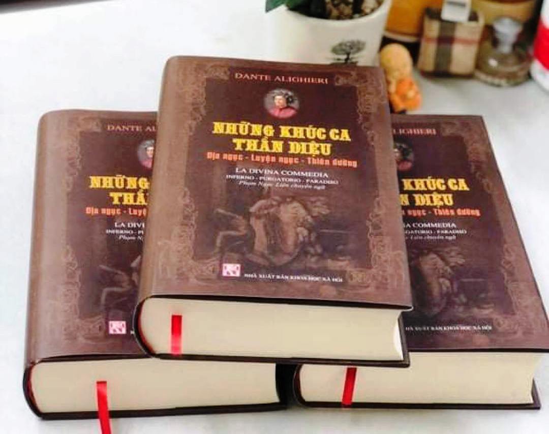 (bìa cứng) Những Khúc Ca Thần Diệu - Thần Khúc (Địa Ngục - Luyện Ngục - Thiên Đường) - Dante Alighieri (bản dịch mới của dịch giả Phạm Ngọc Liên)