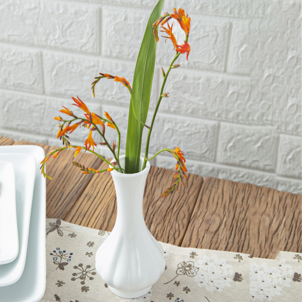 Lọ hoa củ tỏi sứ Long Phương AA7104 dung tích 500ml