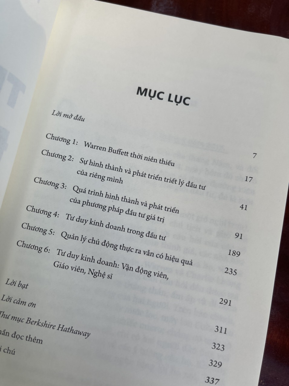 TRIẾT LÝ ĐẦU TƯ CỦA WARREN BUFFETT - Robert G. Hagstrom – Viện quản lý P.A.C.E -  Nxb Tổng hợp HCM (Bìa mềm)