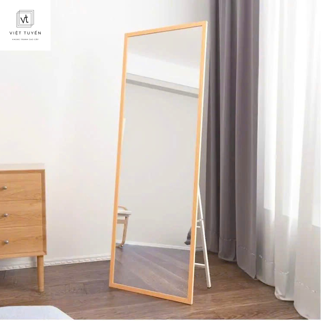 Gương Soi Toàn Thân Có Chân Việt Tuyến - Khung Viền Gỗ Thông Tự Nhiên, Sơn Pu Cao Cấp
