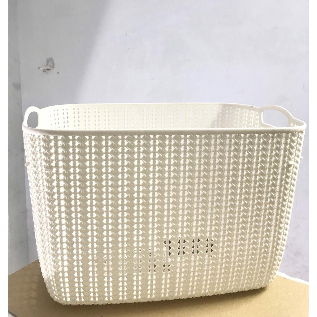 Giỏ Nhựa Đựng Đồ Knit Số 8 Hàn Quốc KT: 43x30x27 Cm