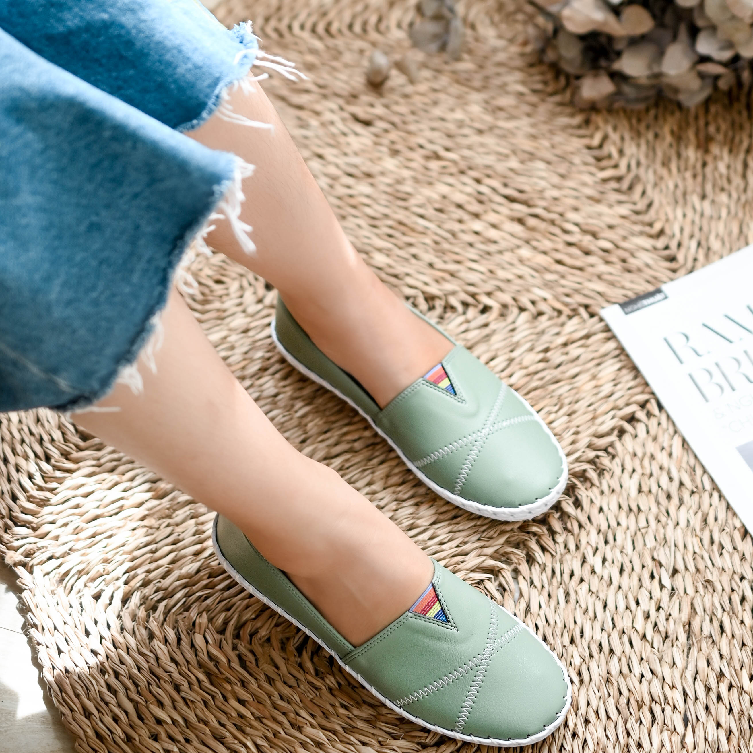 Giày Slip on nữ