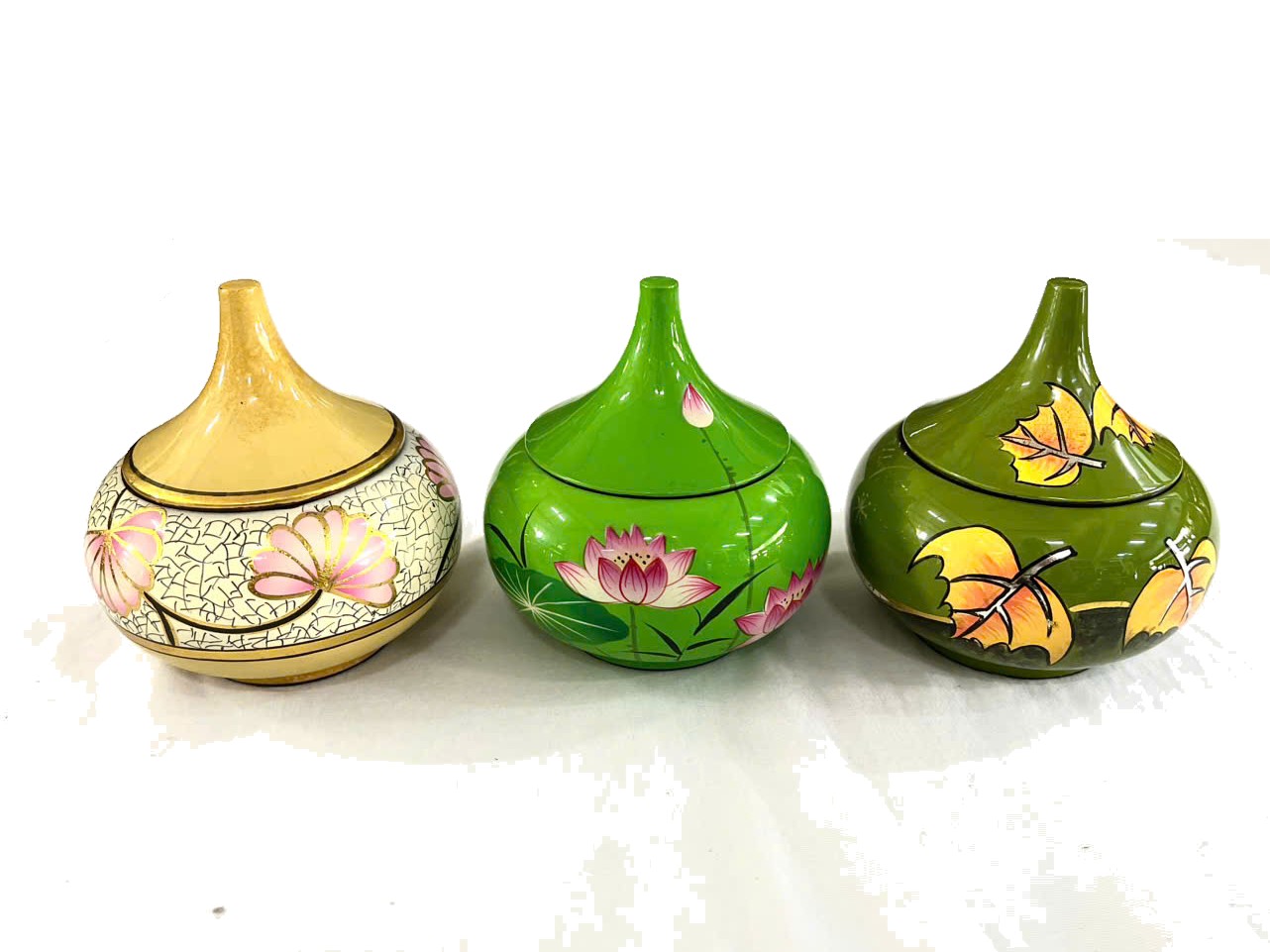 Hủ bí sơn mài cao cấp thích hợp đựng vật dụng nhỏ, bánh kẹo, trang trí, làm quà tặng,...