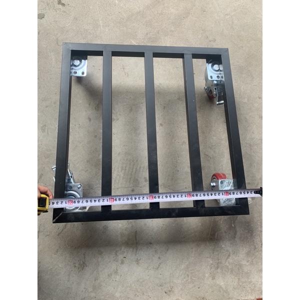 Đế để chậu cây 50x50cm dành cho chậu cây to nặng lên đến 100kg