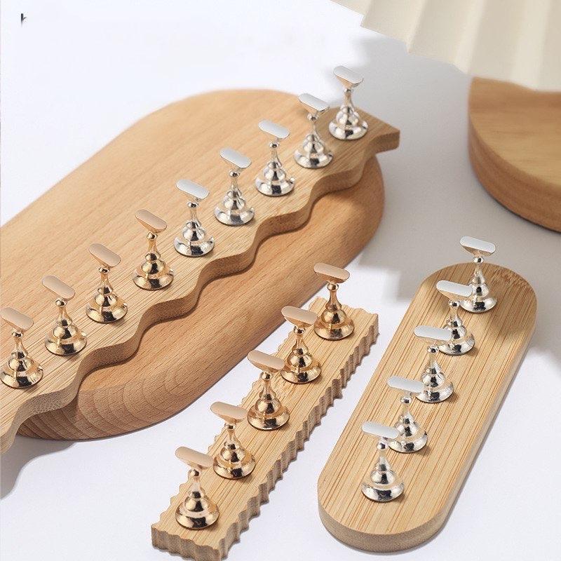 Đế Móng Mẫu Cán Gỗ Làm Nail Giá Đỡ Móng Tay, Dụng Cụ Làm Nailbox, Nam Châm Lực Hút Mạnh, Chân Đế Gỗ Trưng Bày Móng Phiên Bản Mới Kitchen cây mắt mèo