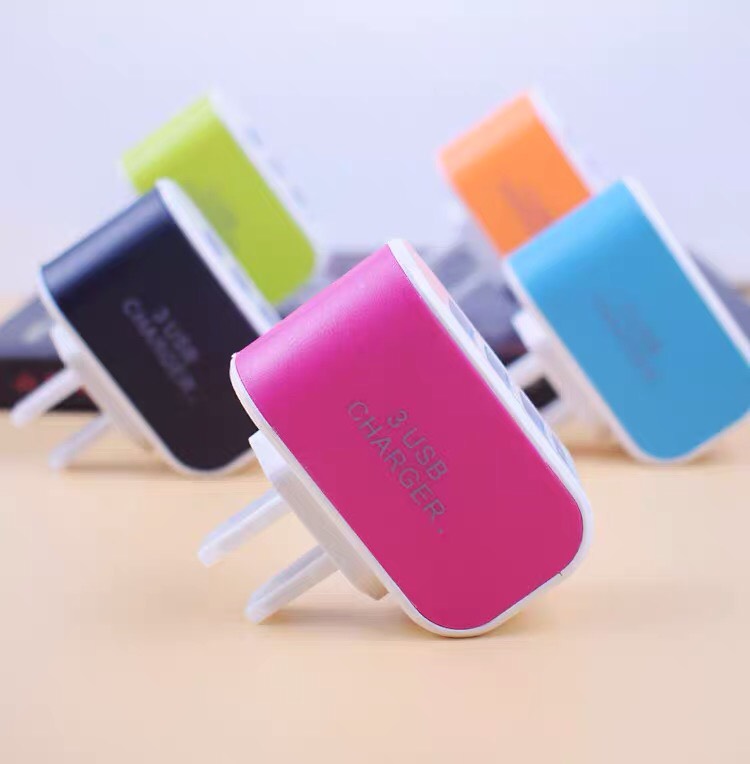Ổ cắm sạc điện thoại, Ổ cắm sạc 3 cổng USB tiện lợi - chất liệu nhựa ABS - củ sạc có đèn cực đẹp-OCS