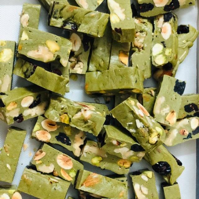 Bánh Nougat - Kẹo Hạnh Phúc Oki Oki Vị Trà Xanh Matcha, Ngọt Nhẹ Tự Nhiên Mềm Dẻo Thơm Ngon (114g/Hộp)