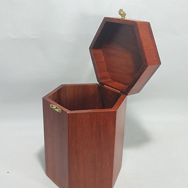 Hộp chè, Hộp đựng trà gỗ, hình lục lăng chữ PHÚC TÀU
