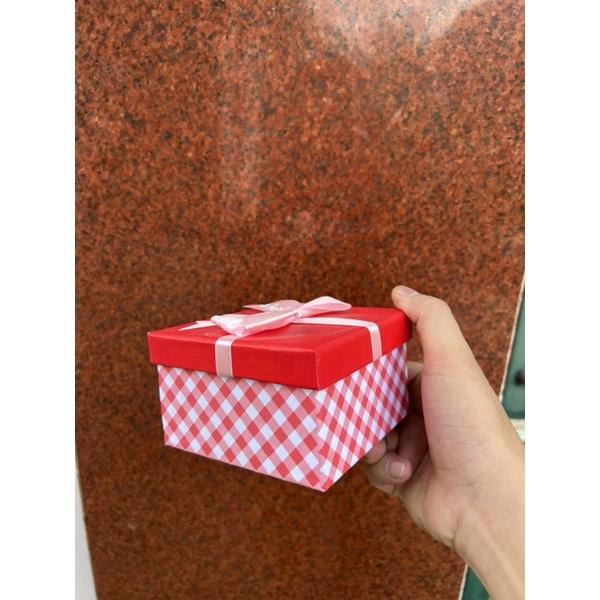 Hộp quà nhỏ, siêu dễ thương