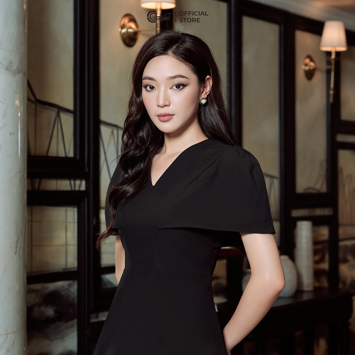 Áo Kiểu Nữ Dáng Peplum Cổ V Cắt Thân Trước Chất Tuytsi Cao Cấp Mềm Mịn 53ANS2014PT