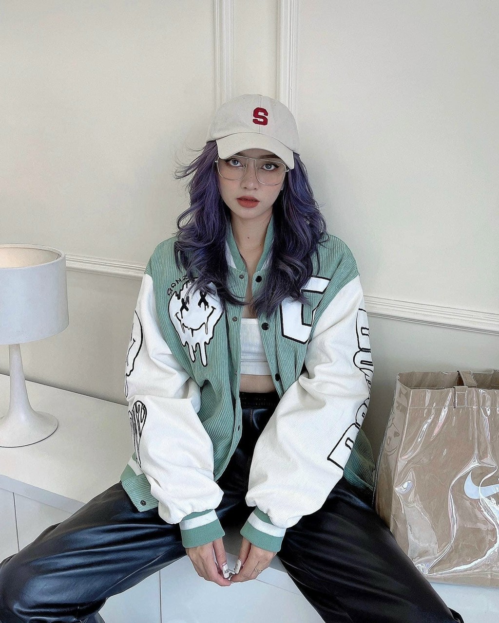 Áo Nhung Gân Unisex Kiểu Bomber In Chữ G Nam Nữ Cặp Đôi HOT RẺ ĐẸPÁo Khoác Chống Nắng 200 Rộng Tay Dài - Couple Jacket - THIÊN HÀ SHOP ÁO KHOÁC BOMBER NHUNG