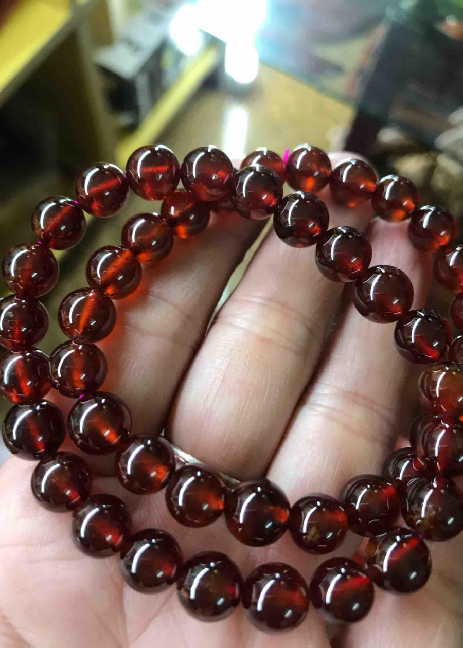 Chiếc Vòng Tay May Mắn Màu Đỏ Cam Đá Granet 8mm Tự Nhiên Nữ Mệnh Hoả Thổ