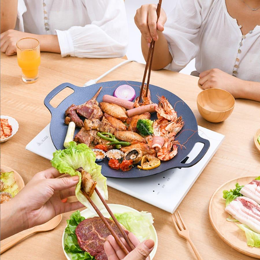 Chảo Đá Nướng Thịt Kiểu Hàn Quốc, Vỉ Nướng BBQ Chống Dính Không Cần Dầu Size 34cm