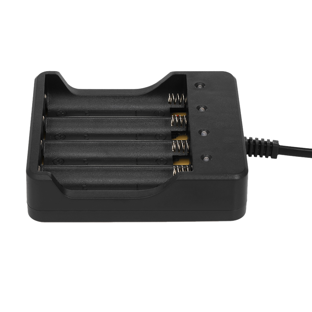 Bộ Sạc Pin 4 Khe Cắm 18650 Li-Ion Với Đèn Báo LED