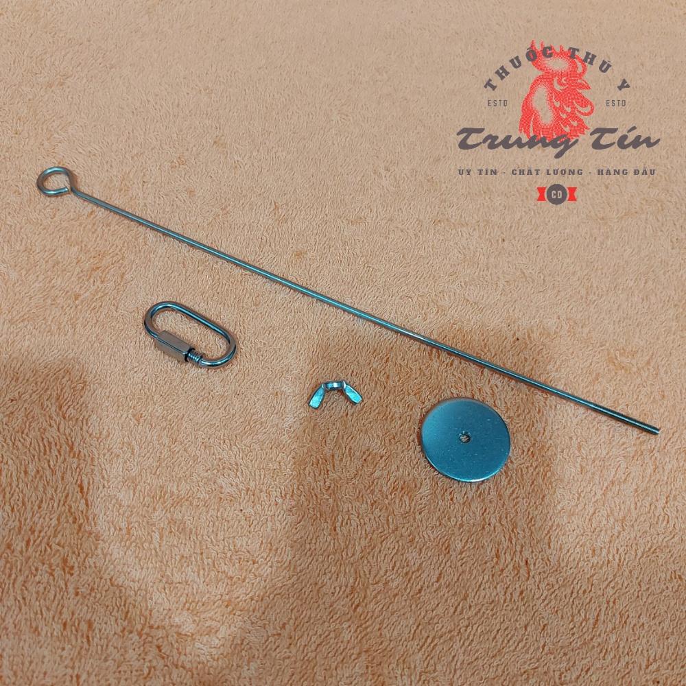Dụng cụ gim thức ăn , trái cây dành cho chim , sóc , gà , thú cưng nhỏ thép không gỉ