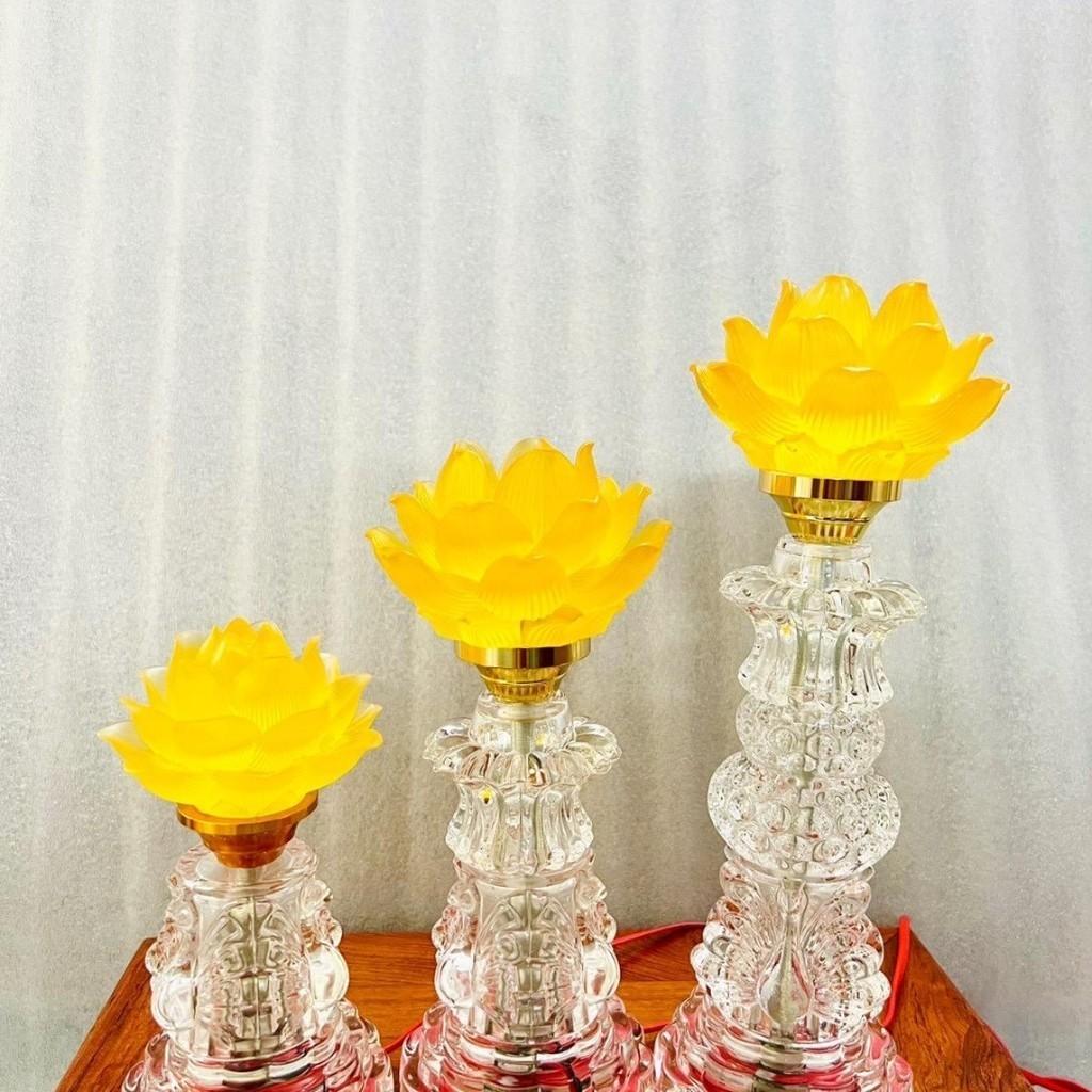 Đèn thờ hoa sen RỒNG VIỆT, Đèn thờ thân thuỷ tinh ánh sáng vàng cao cấp