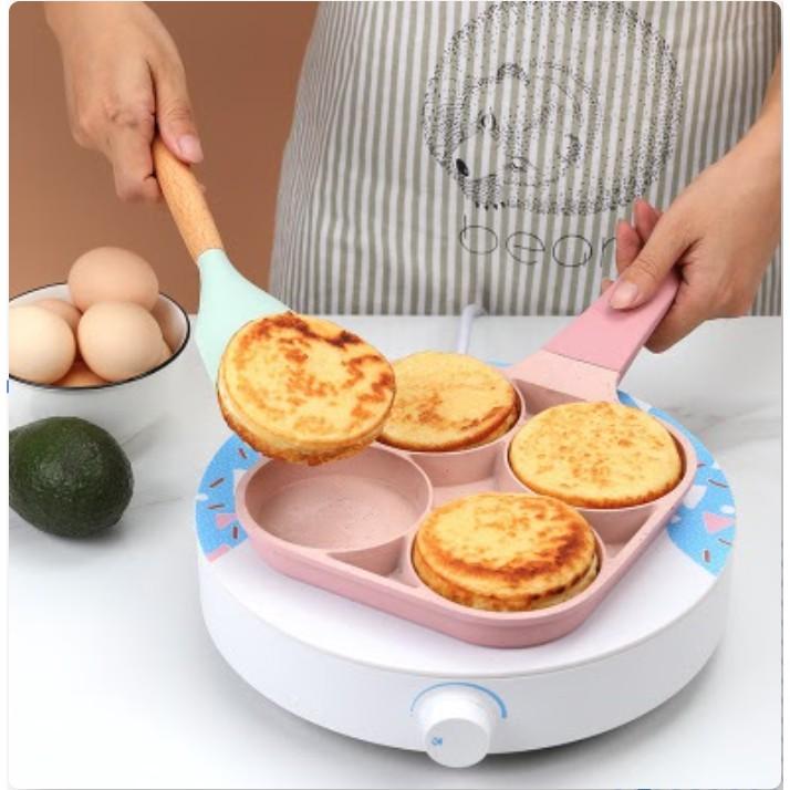 Chảo 4 lỗ làm bánh, chiên trứng SERENA Pink Mint dùng bếp gas bếp từ