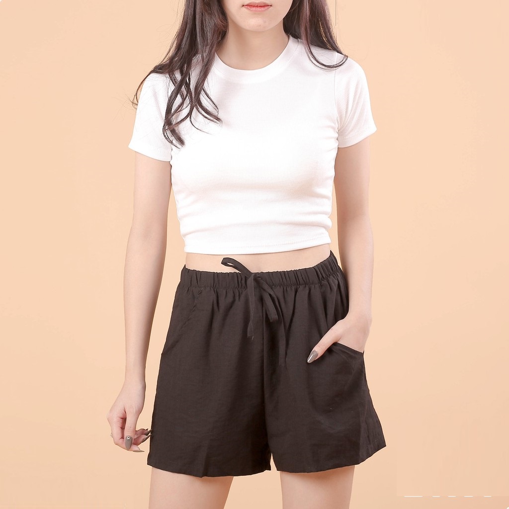 Quần shorts nữ đẹp ống rộng cạp chun chất đũi