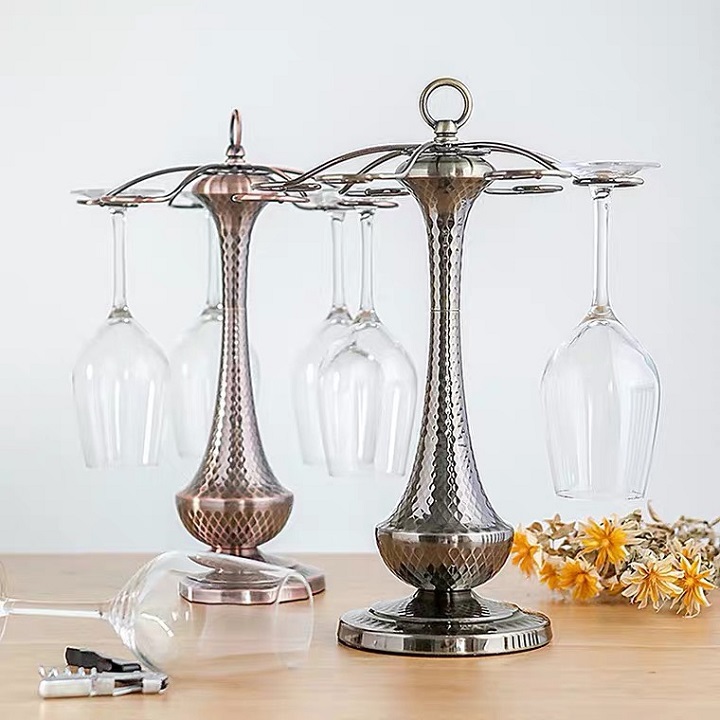 Giá treo ly màu đồng thân bầu siêu đẹp