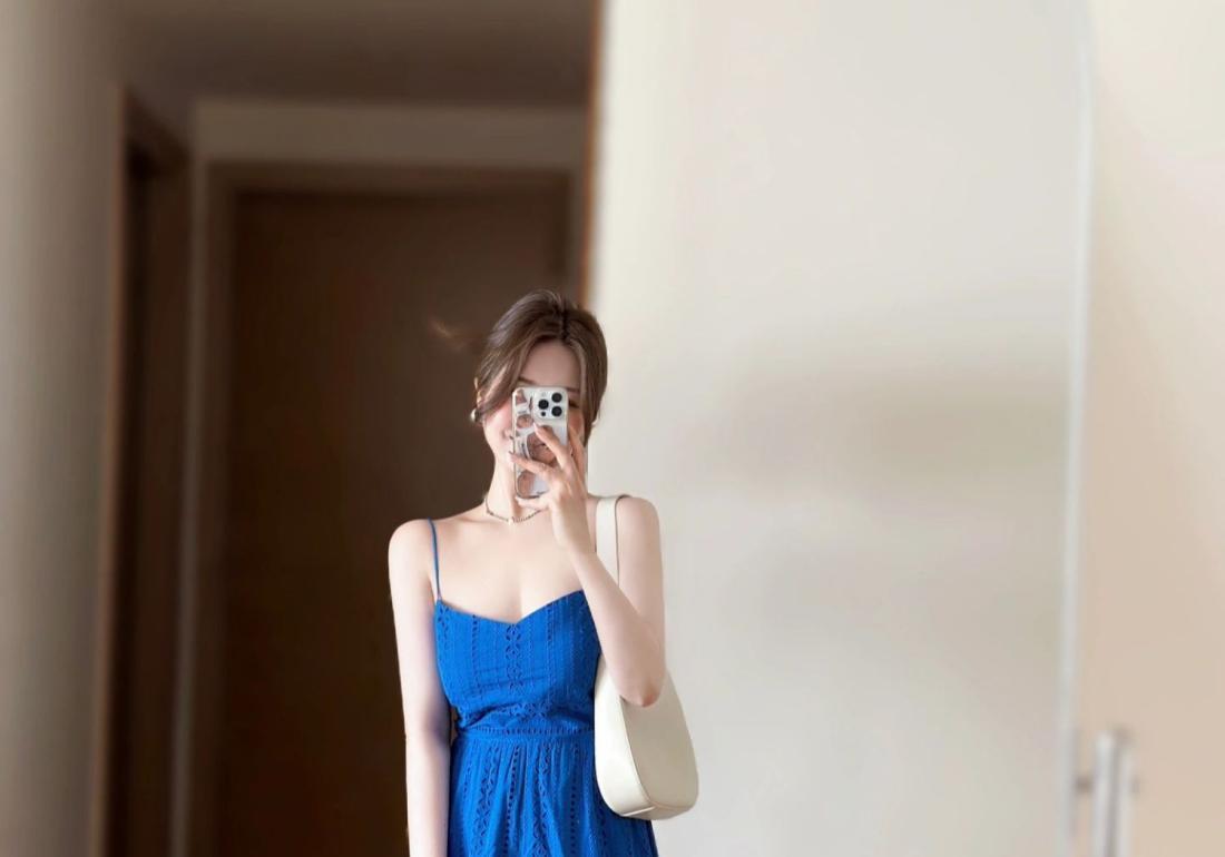 CHENGRUI Cộng với kích thước béo MM Tea Break Pháp Sling Dress Nữ cao cấp cảm giác khí chất thắt lưng bờ biển nghỉ mát gió váy mùa hè