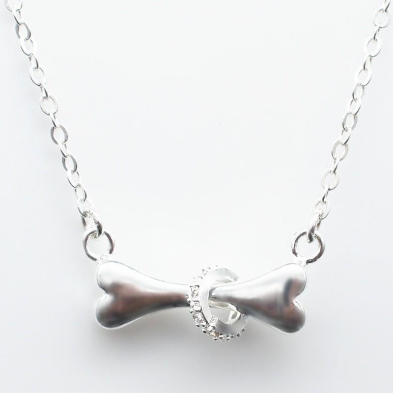 Dây chuyền mạ bạc mặt khắc xương sáng tạo