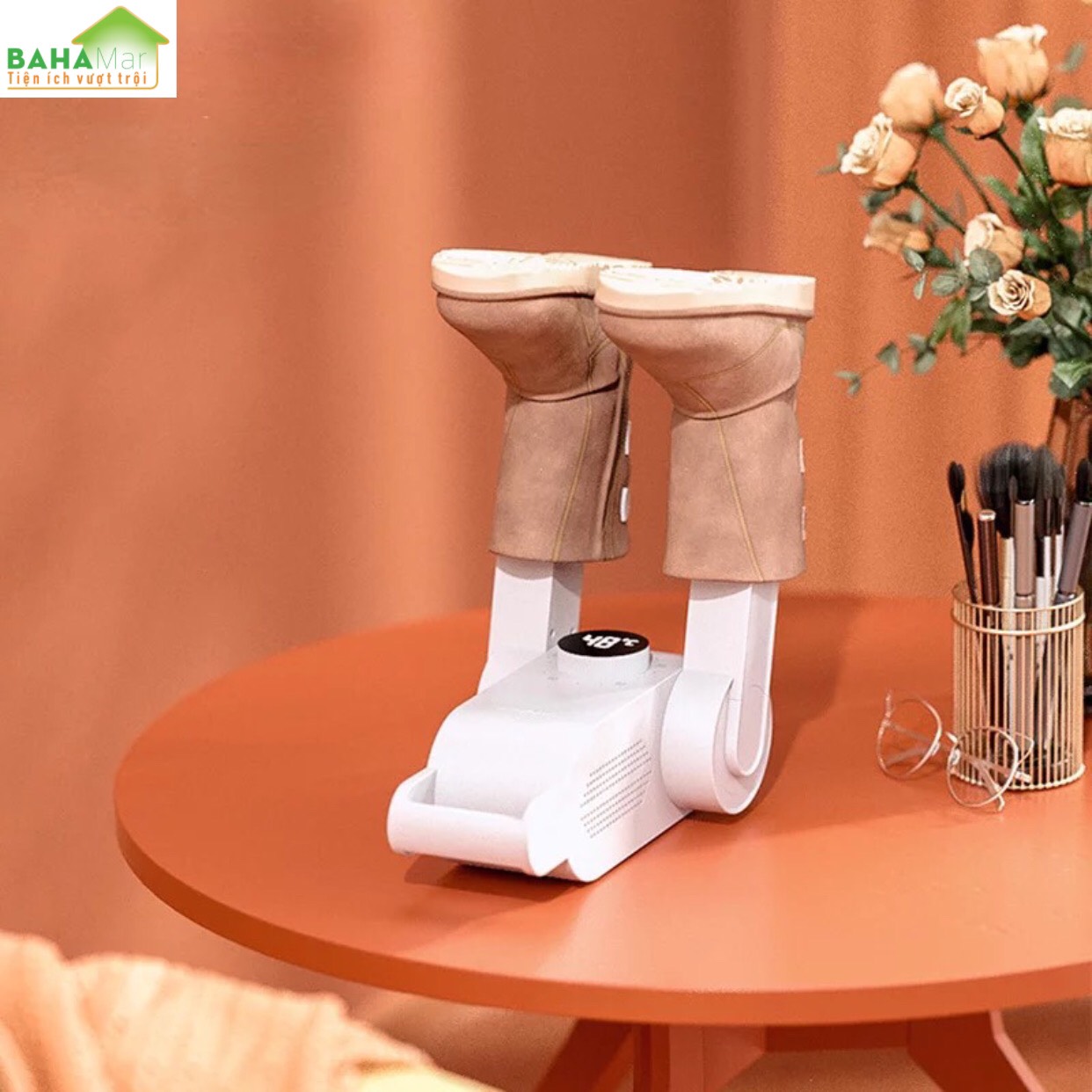 MÁY SẤY KHÔ GIẦY BẰNG NHIỆT ĐỘ CAO KHỬ MÙI, KHỬ TRÙNG BẰNG ÁNH SÁNG KHỬ KHUẨN "BAHAMAR" loại bỏ độ ẩm bên trong giày và loại bỏ sự phát triển của vi khuẩn