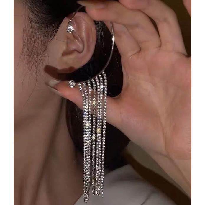 Hoa tai đính đá gài 1 bên - Arora boutique