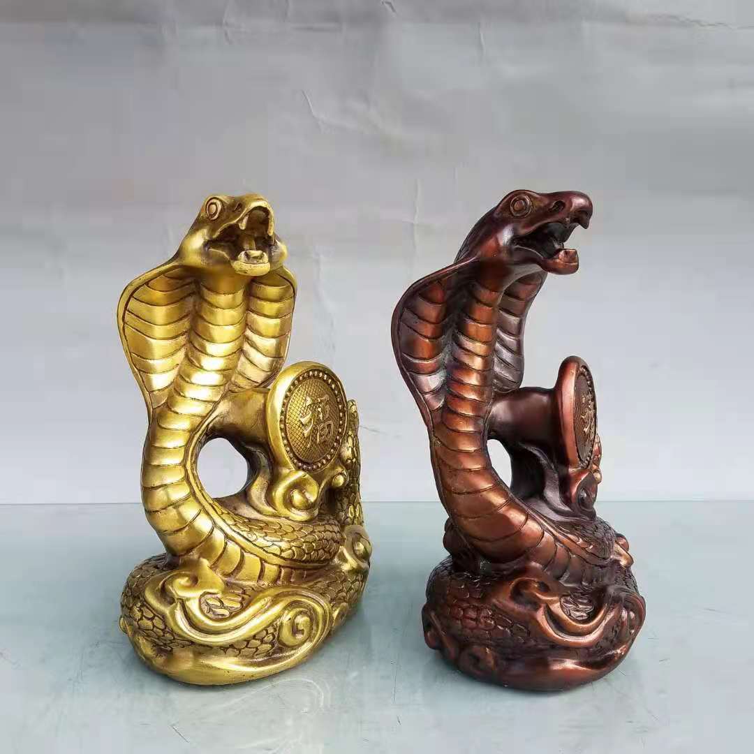 Tượng linh vật con rắn chầu chữ phúc bằng đồng thau cỡ trung phong thủy