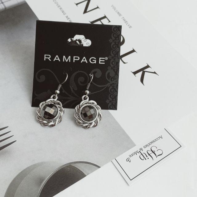 Khuyên tròn xoắn đá RAMPAGE