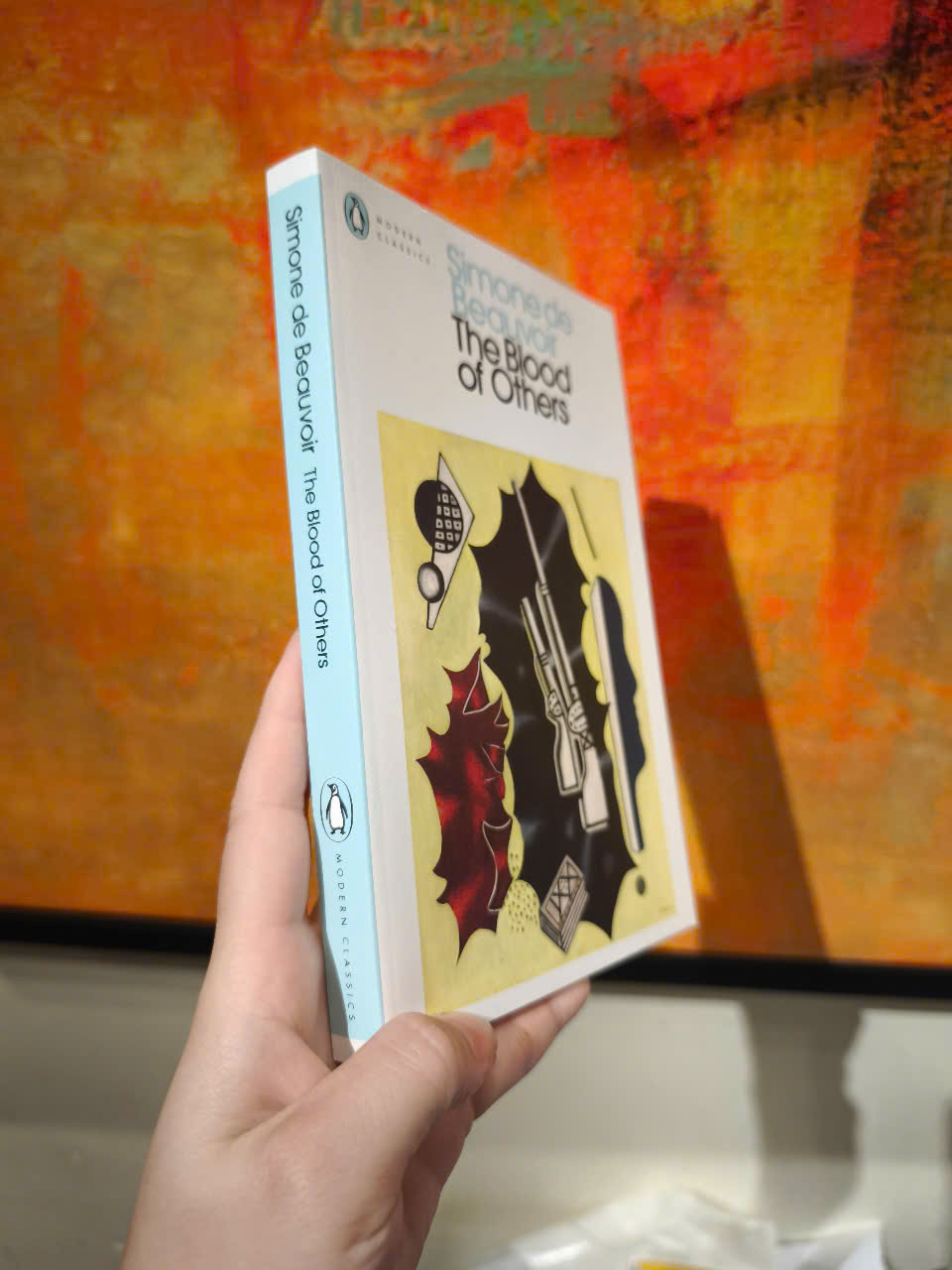Sách - The Blood of Others (Penguin Modern Classics) by Simone de Beauvoir/Literature/Political-Ngoại văn tiếng Anh UK