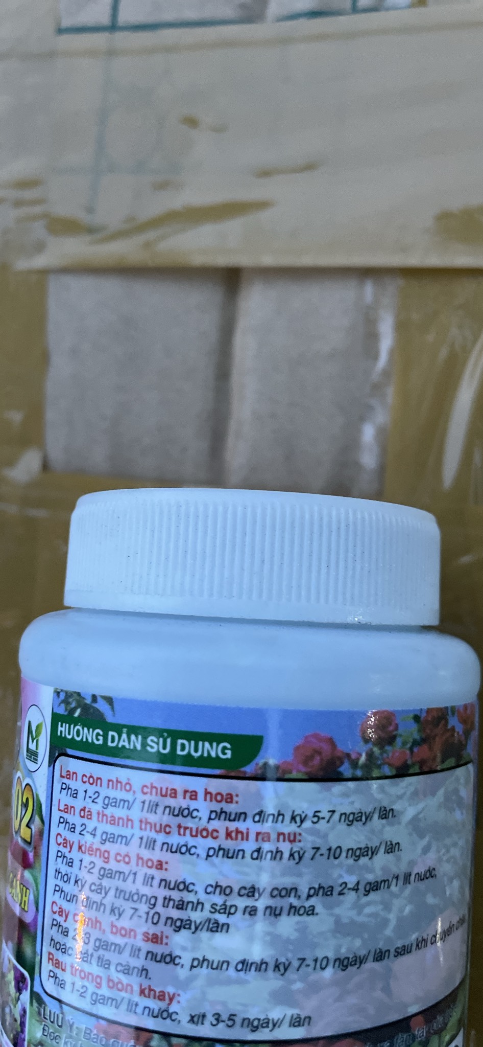 Phân bón kích hoa cho Hoa lan hoa kiểng 10-55-10 TE LM lọ 100gr