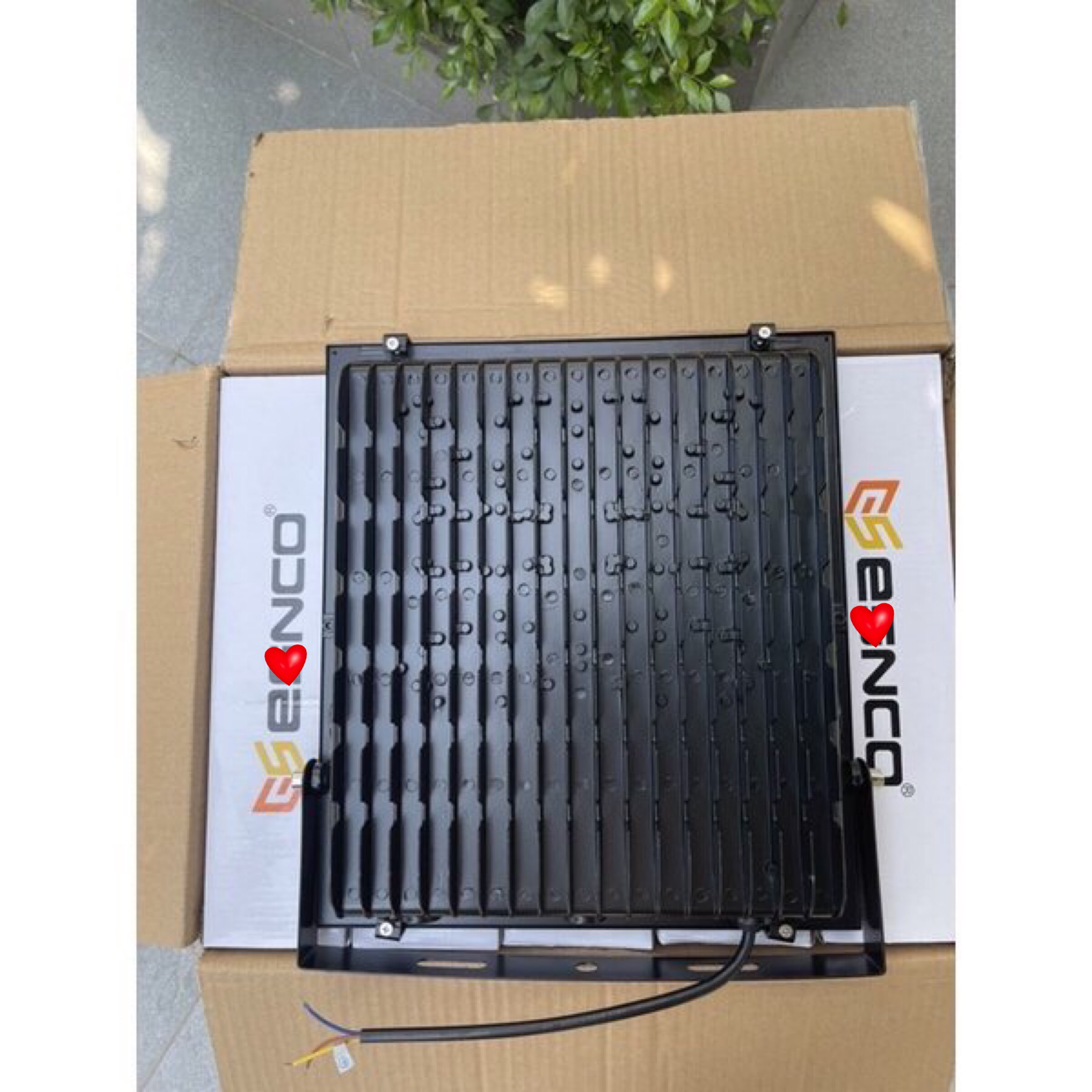 Combo 1 thùng 5 đèn pha led 200W chuẩn watt vỏ dày cao cấp chuyên công trình ngoài trời chống nước IP66