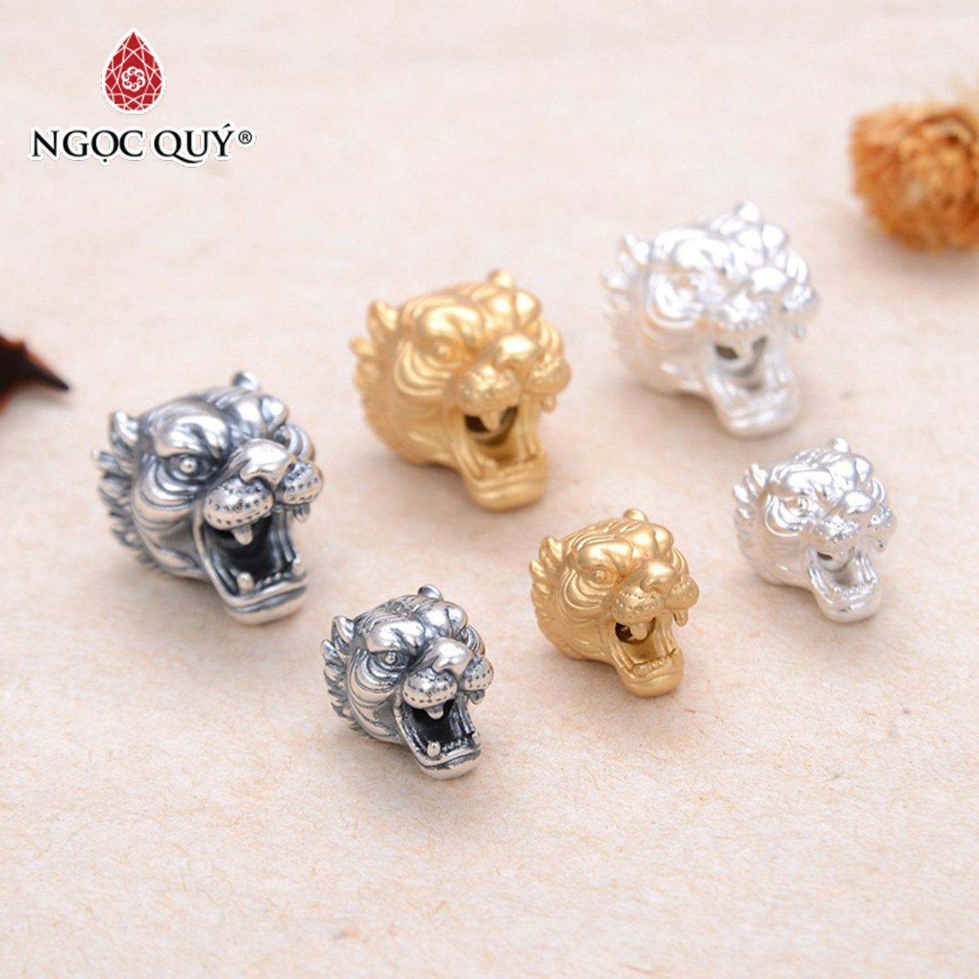 Charm bạc đầu sưu tử xỏ ngang - Ngọc Quý Gemstones