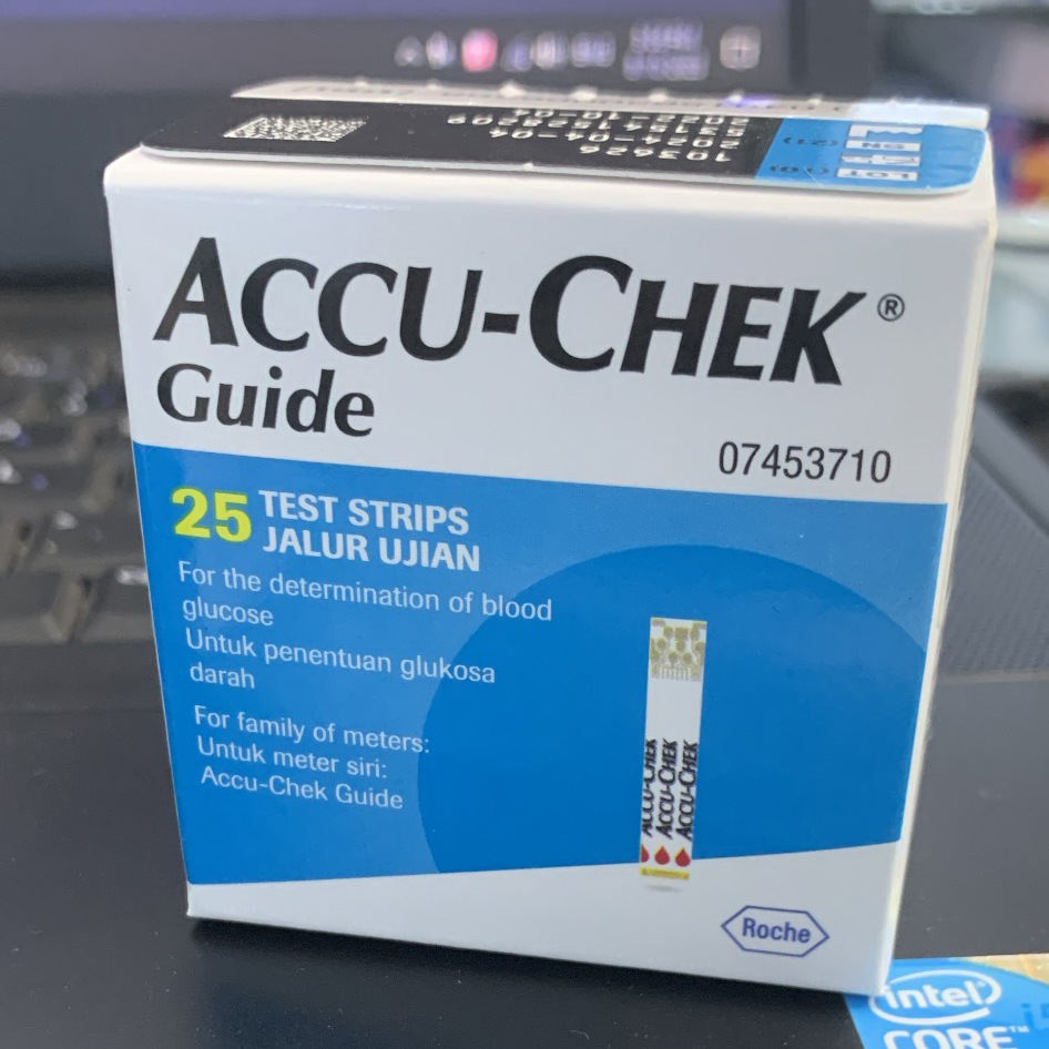 Hộp 25 Que Thử Đường Huyết ACCU-CHEK Guide