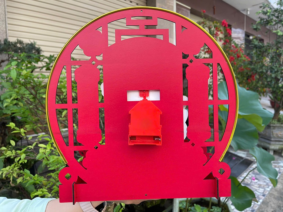 Thần Tài Để Bàn, Treo Cửa Lắc Đầu, Chữ Thần Tài Đến Trang Trí Tết Size 32 Cm