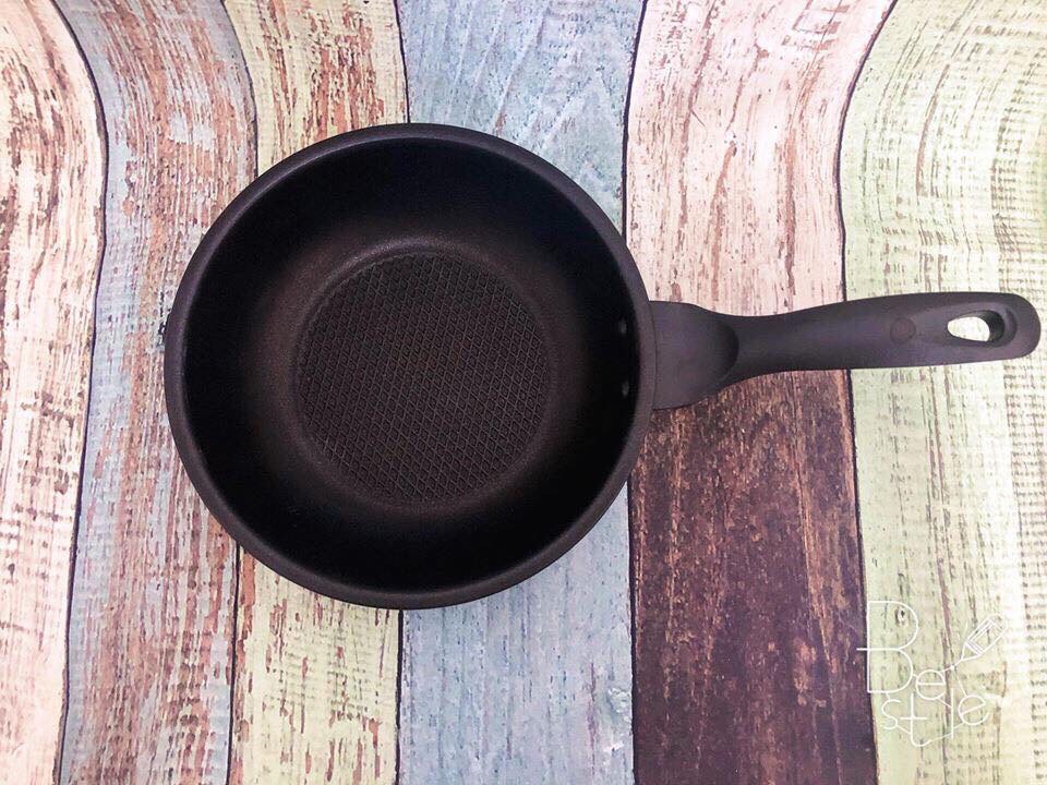 Chảo Chống Dính 3 Đáy Cao Cấp 28cm