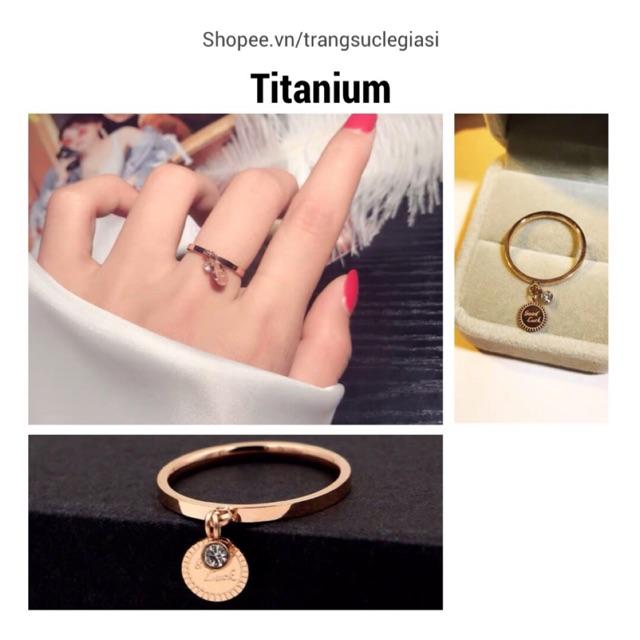 Nhẫn titan tròn khắc may mắn không đen