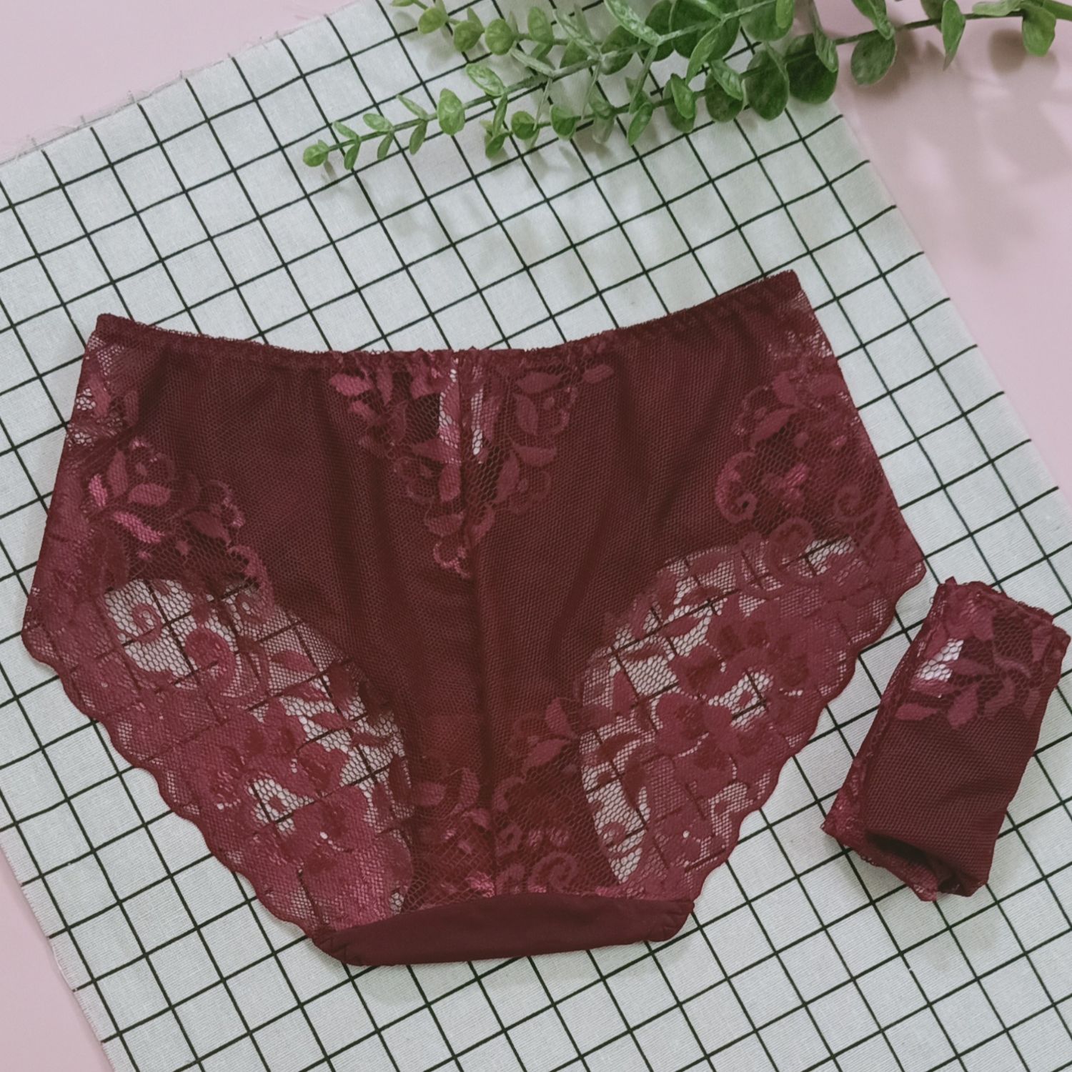 Quần lót nữ thun lạnh phối ren họa tiết Vicci QV.104 mềm mại, sexy, quyến rũ, gợi cảm