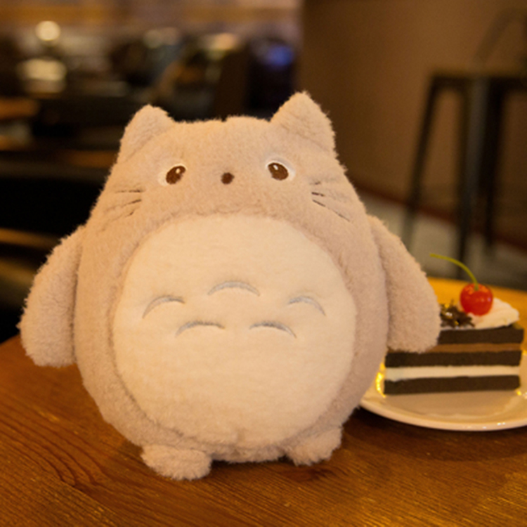 Totoro lông xù mặt ngơ