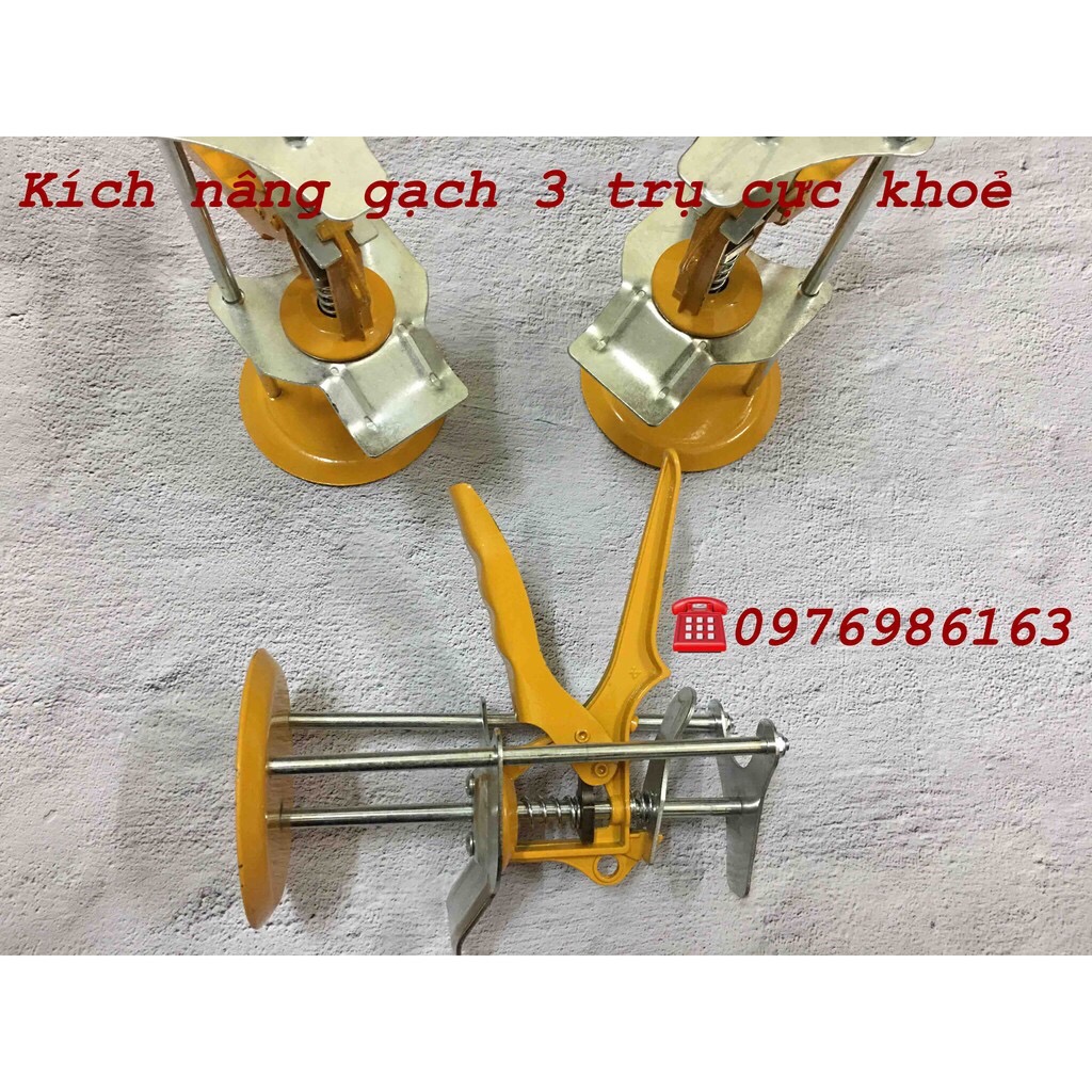 Con đội gạch, kích nâng gạch lấy cốt gạch 3 trụ loại 1 nặng gần 600g