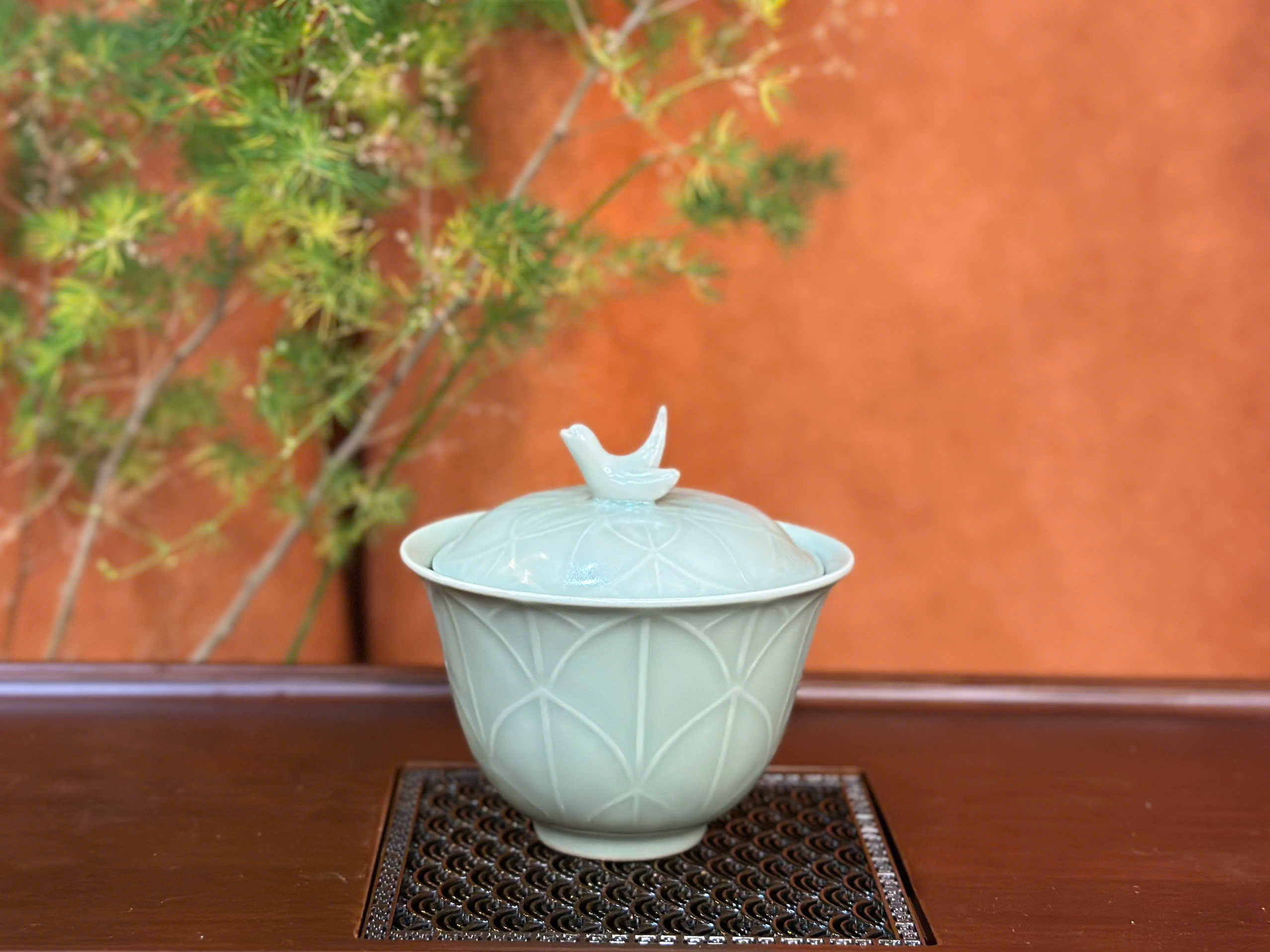 CHÉN KHẢI SỨ SEN XANH - LÀM THỦ CÔNG - DUNG TÍCH 115ML