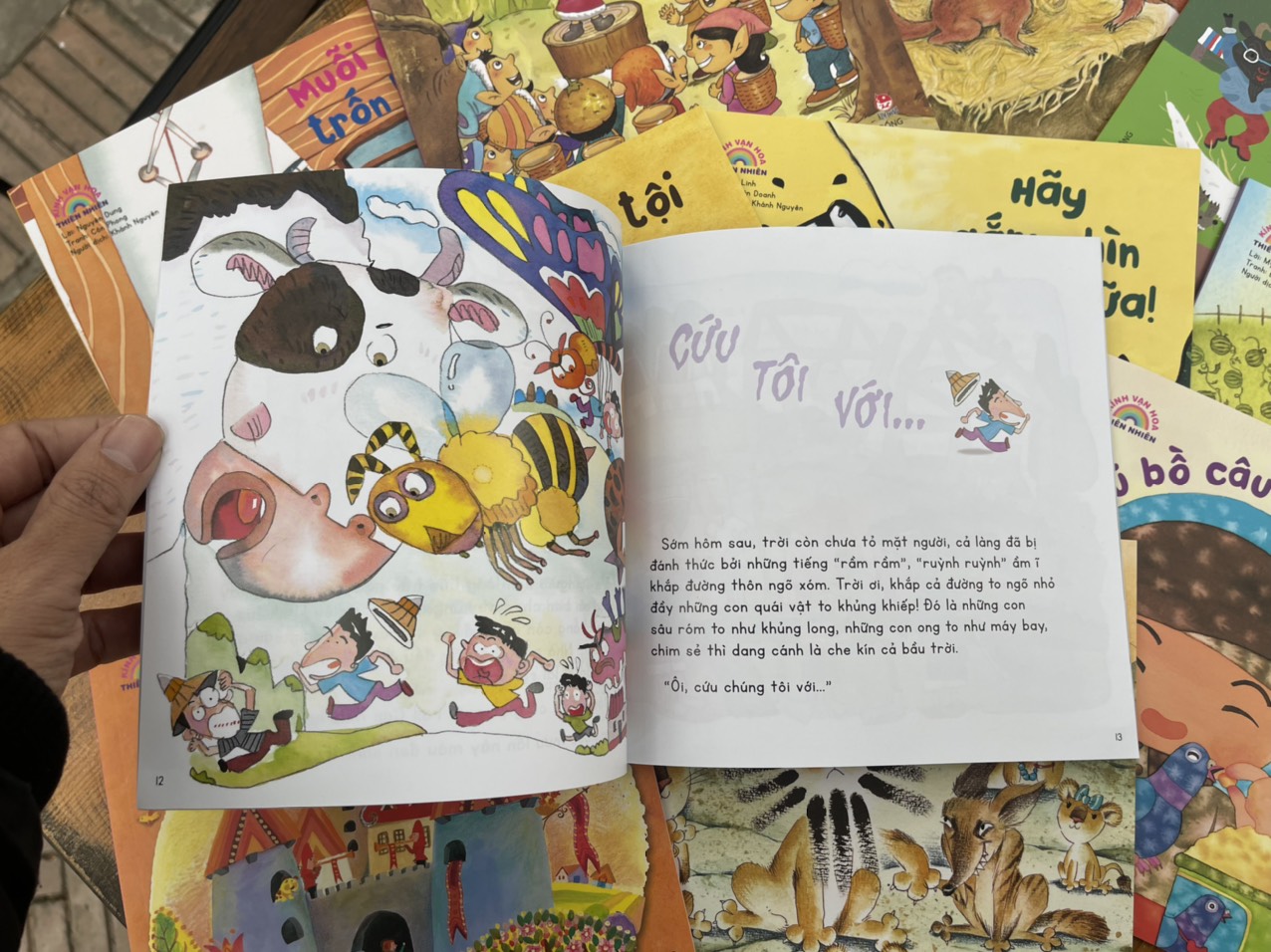 COMBO KÍNH VẠN HOA THIÊN NHIÊN  – Mỹ Linh - Tuệ Du - Nxb Kim Đồng