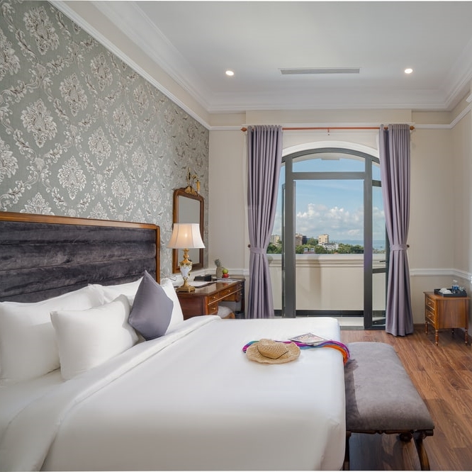 AVS Hotel 4* Phú Quốc - Buffet Sáng, Hồ Bơi Vô Cực, Khách Sạn Trung Tâm Dương Đông
