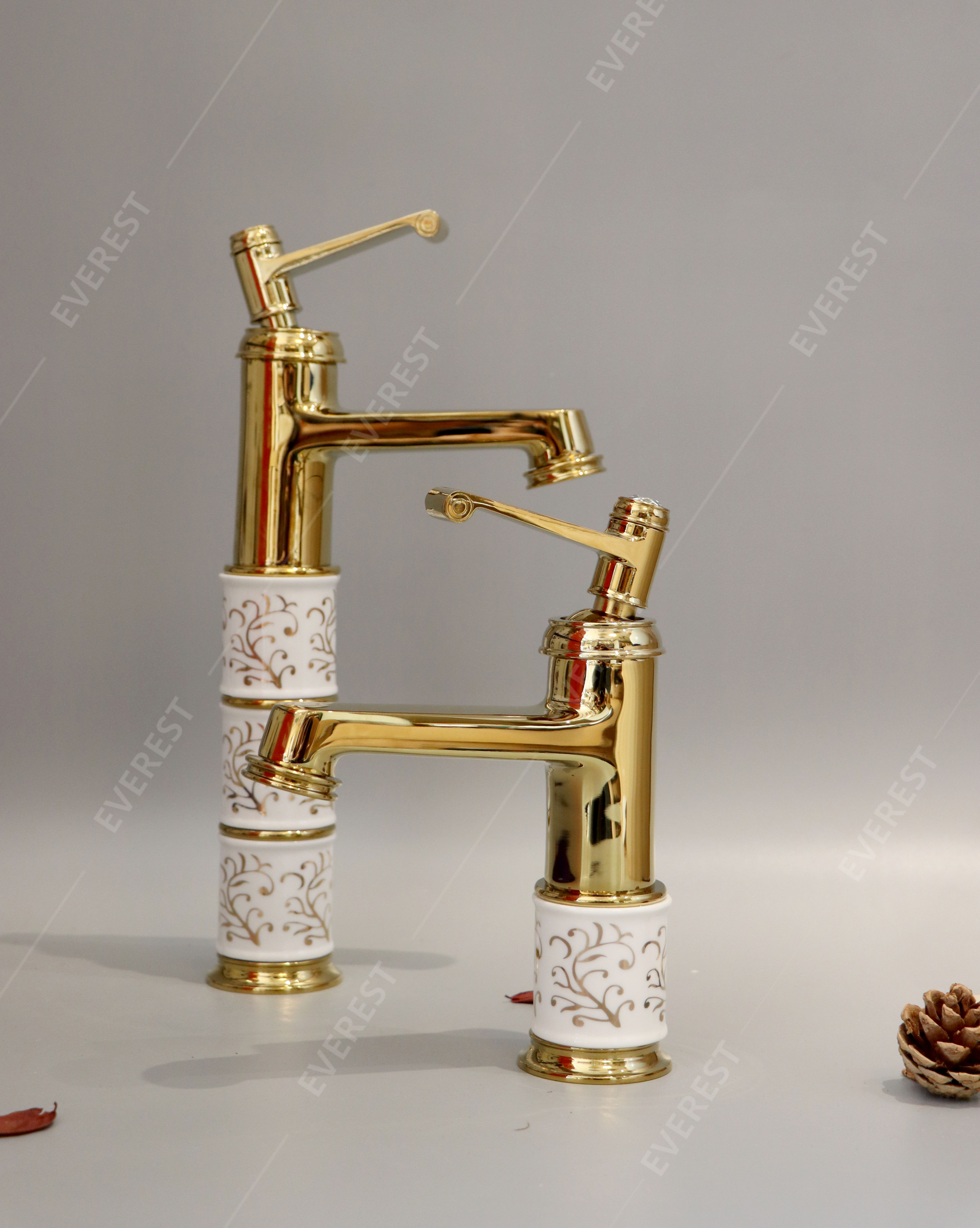 Vòi lavabo mạ vàng 30cm EV-MV18