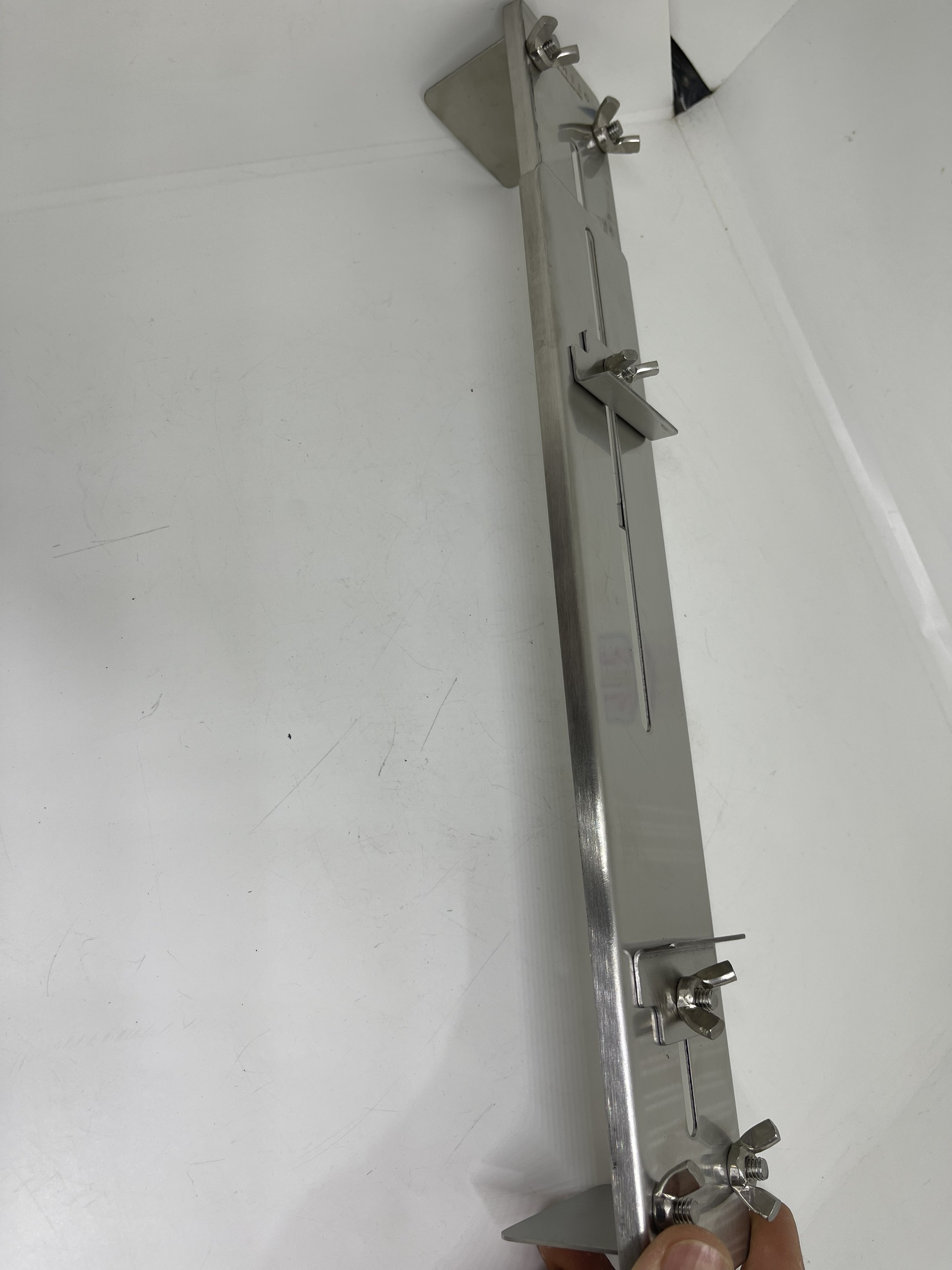 Kẹp giá đỡ đá mài dao Inox 304 toàn bộ an toàn để bồn rửa Đức cao cấp điều chỉnh dài theo đá mài