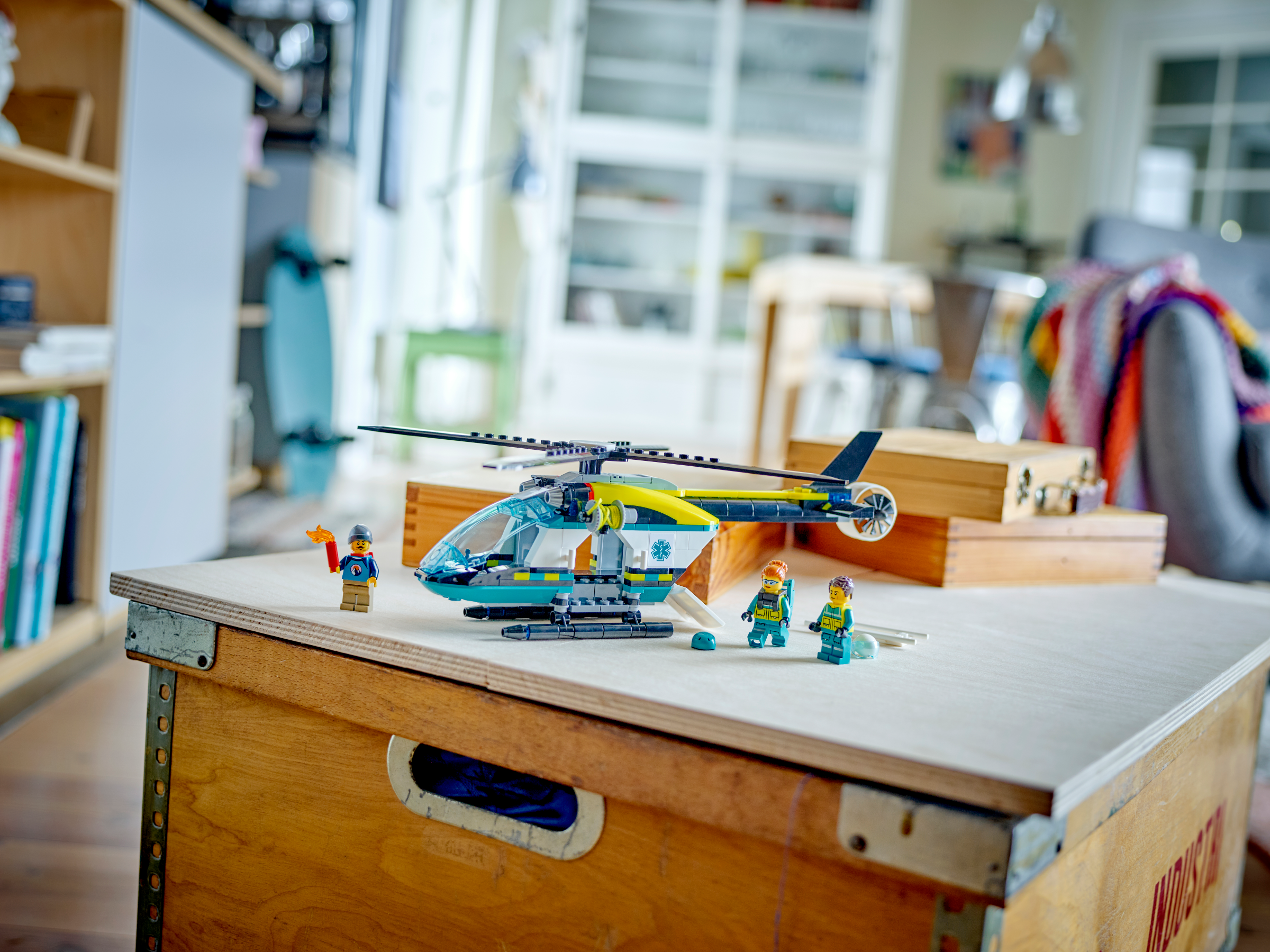 Đồ Chơi Lắp Ráp Trực Thăng Cấp Cứu Chuyên Dụng - Emergency Rescue Helicopter - Lego City 60405 (226 Mảnh Ghép)