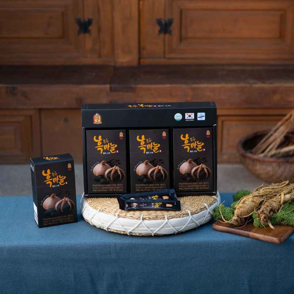 HỘP 3 HỘP 200 GRAM THẠCH TỎI ĐEN HỒNG SÂM HÀN QUỐC
