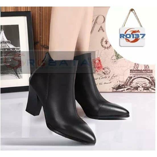 Boots thời trang nữ ROSATA RO137 - Đen - HÀNG VIỆT NAM CHẤT LƯỢNG QUỐC TẾ